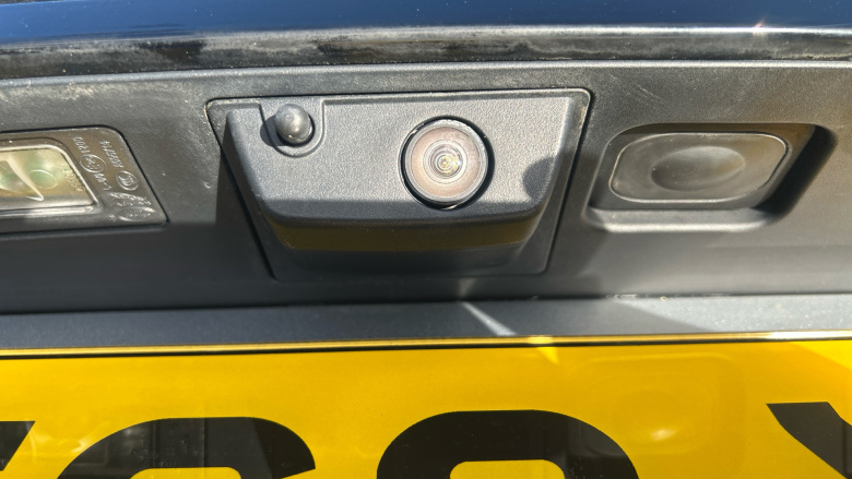 Land Rover Range Rover Evoque 2.0 D180 R-Dynamic SE 5dr Auto Diesel Hatchback